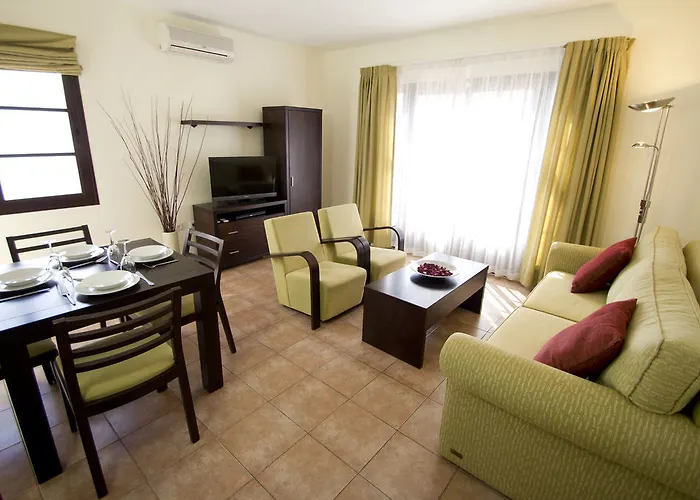 Jardines Del Sol 4*