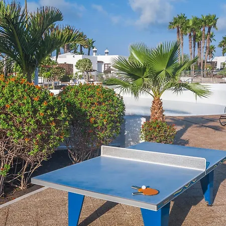 Aparthotel Jardines Del Sol By Diamond Playa Blanca (Lanzarote)